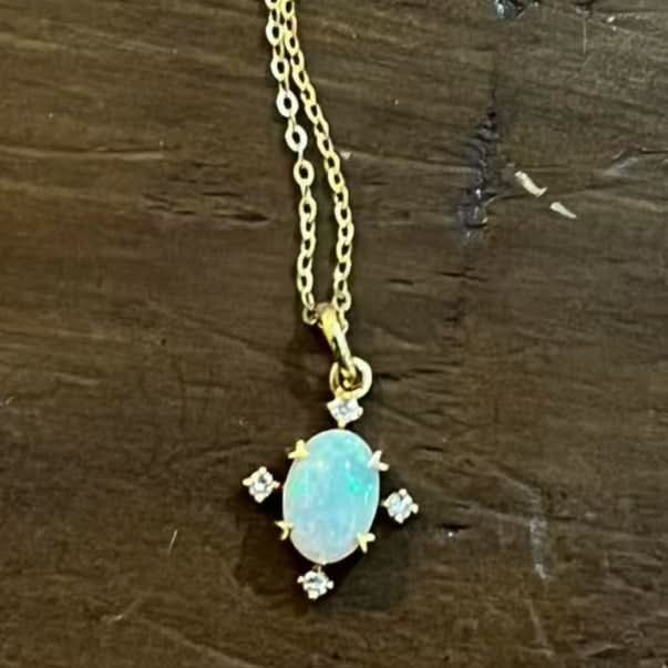 18K Opal chain