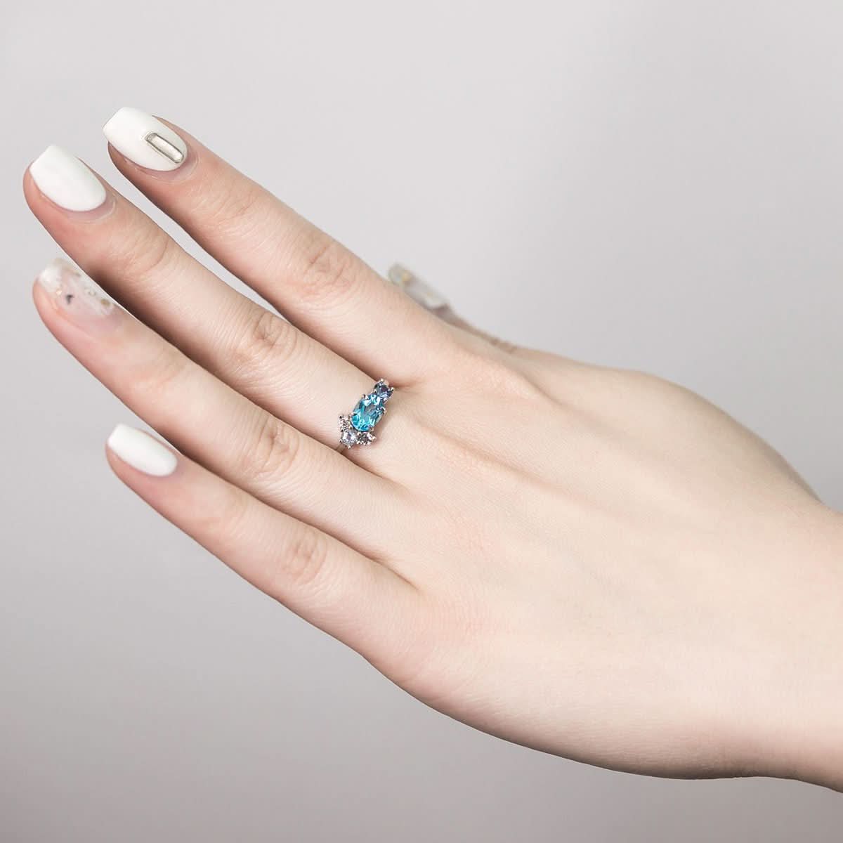 18k Solid Gold Aquamarine and Diamond Cluster Ring - Melbourne, Australia