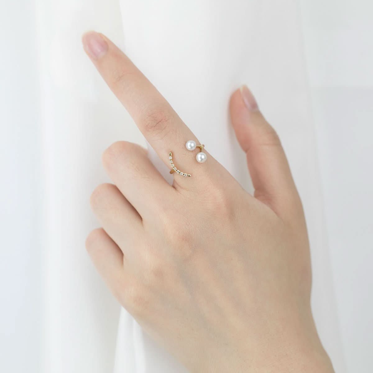 18k Solid Gold Smile Face Akoya Pearl Diamond Ring - Melbourne, Australia