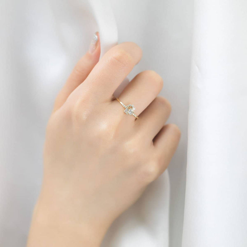 18k Solid Gold Sparkle Diamond Cluster Ring - Princess Cut White Gold Engagement Rings Melbourne, Australia