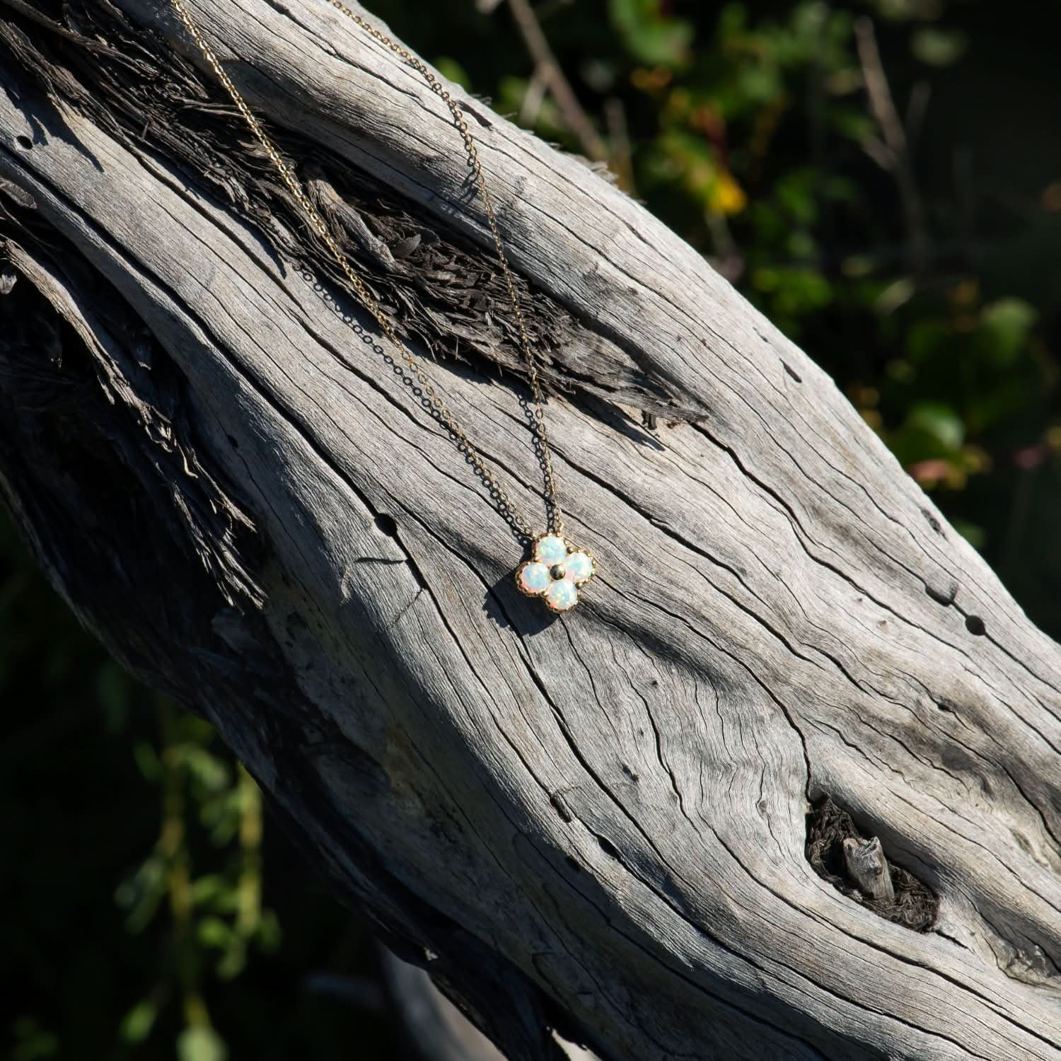 18k Solid Gold Australian Opal Clover Necklace - Melbourne, Australia