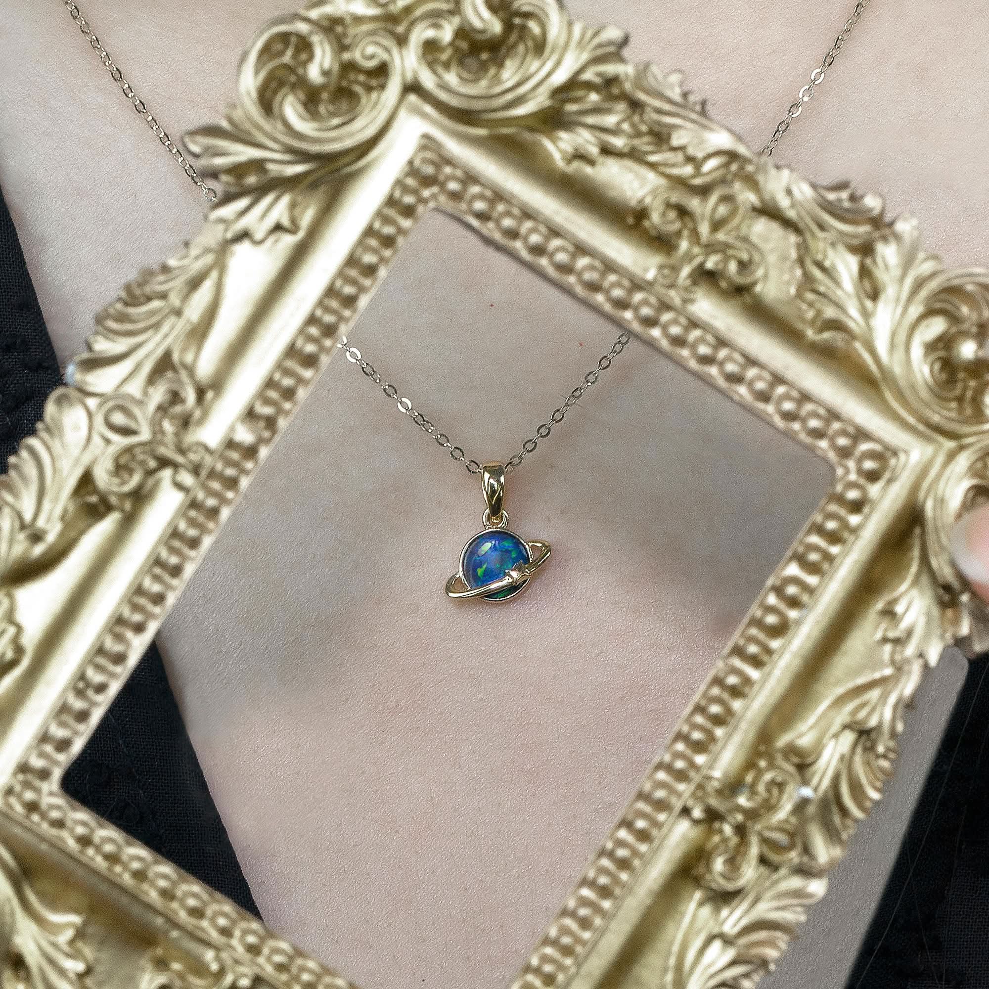 Asteroid | Necklaces