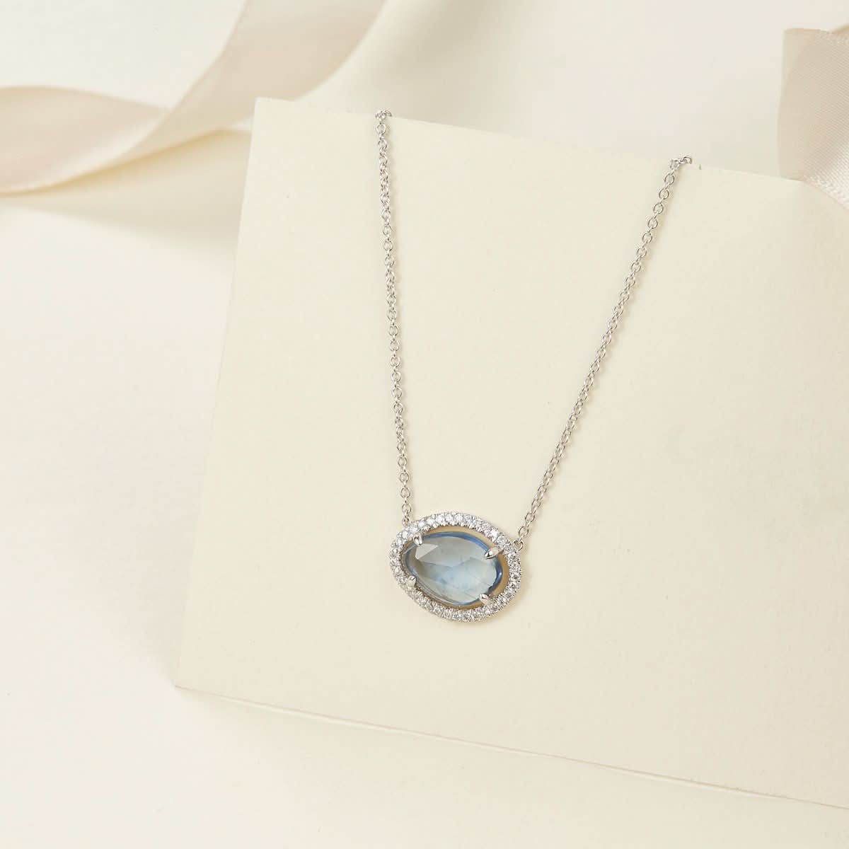 18k Solid Gold Halo Sapphire Diamond Necklace - Melbourne, Australia