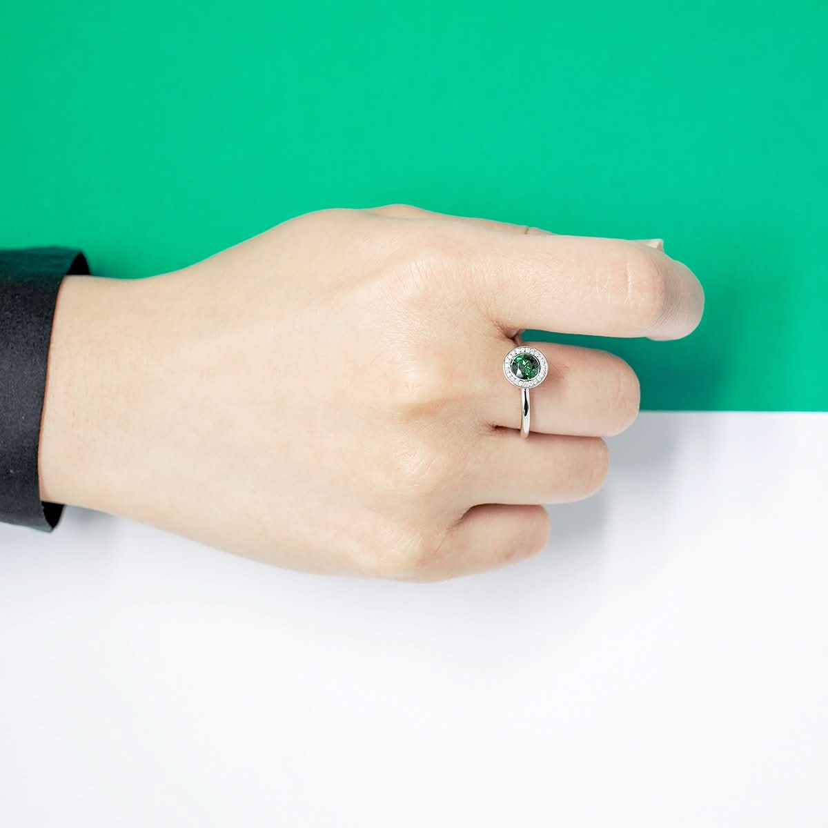 18K SOLID GOLD GREEN TOURMALINE ENGAGEMENT RING - Melbourne, Australia