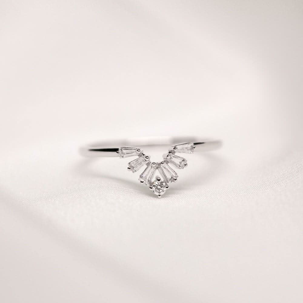 18k Solid Gold Chevron Baguette Diamond Wedding Ring - Melbourne, Australia