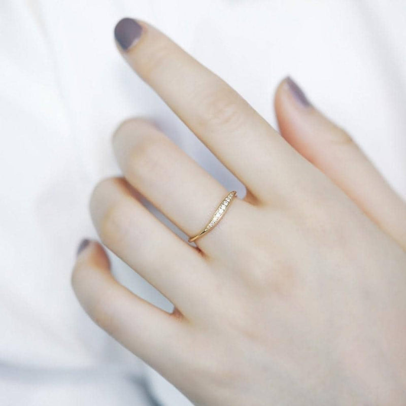 18k Solid Gold Irregular Diamond Wedding Ring - Melbourne, Australia