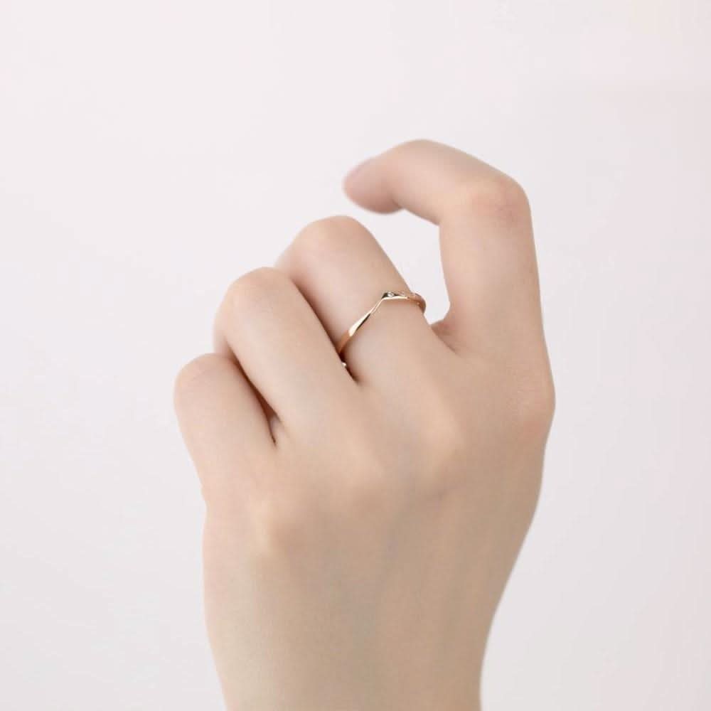 18k Solid Gold Asymmetry Diamond Ring Band - Melbourne, Australia