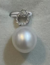 9K+Akoya Pendant