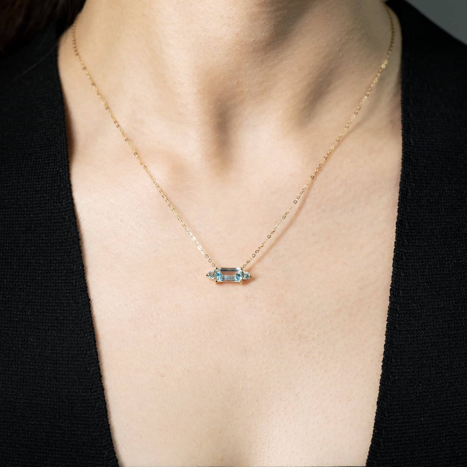 18K SOLID GOLD TOPAZ STATEMENT NECKLACE - Melbourne, Australia