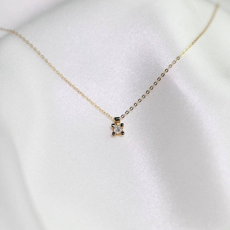 18k Solid Gold Single Prong Set Diamond Necklace - Melbourne, Australia
