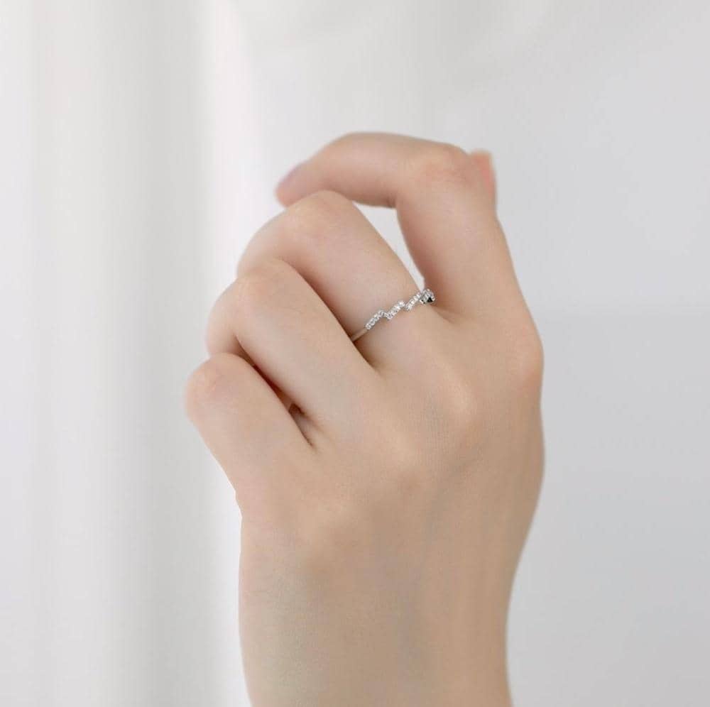 18k Solid Gold Lightning Element Diamond Ring - Melbourne, Australia