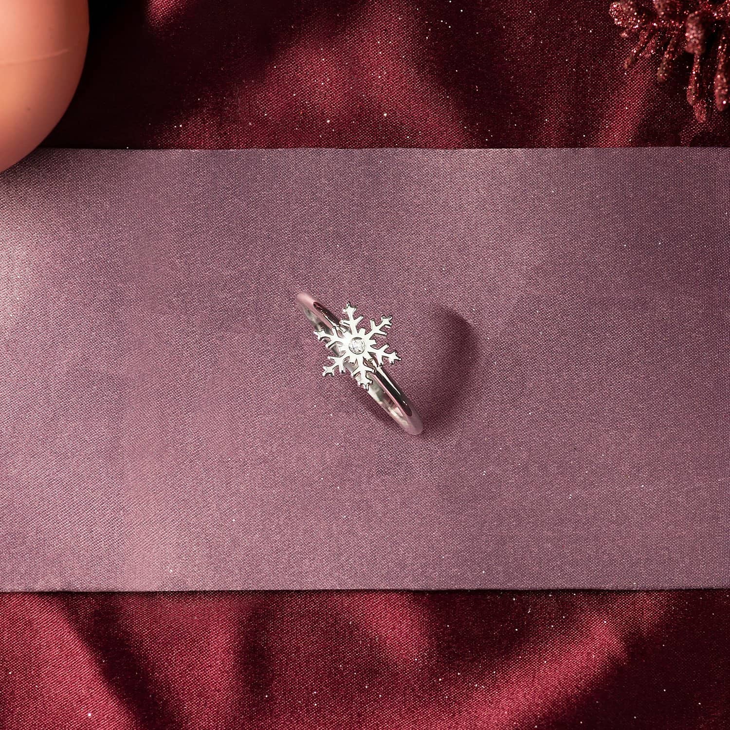 CHRISTMAS 18K SOLID GOLD SNOWFLAKE STATEMENT RING - Melbourne, Australia